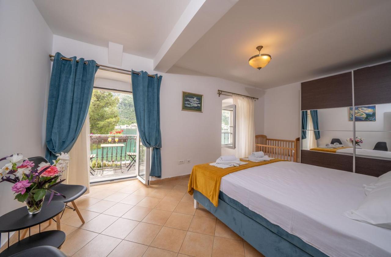 Ferienwohnung Dobrota Blue Kotor Exterior foto